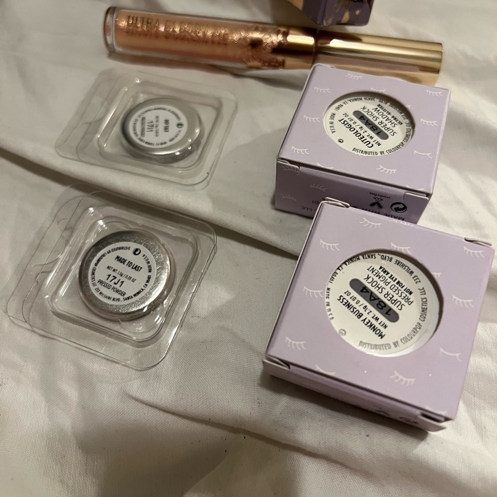 Colourpop Bundle - Picture 4 of 4